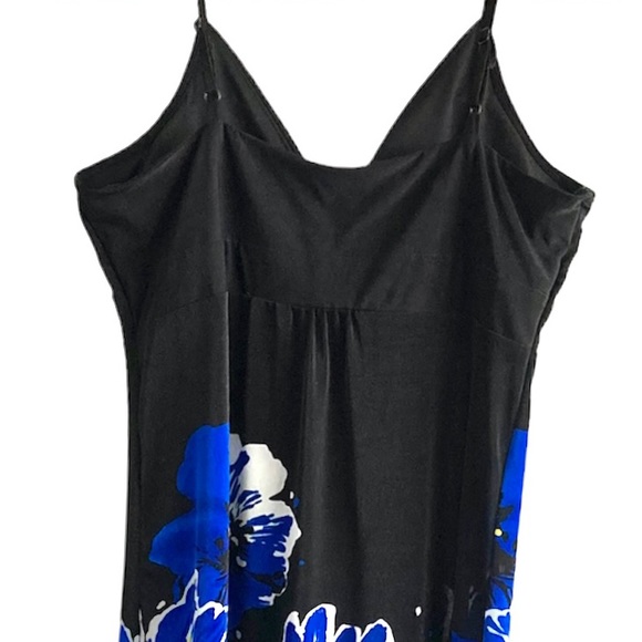 💙XS•NWT•BIZZ GIRL•FLORAL MINI SUNDRESS W PADDED CUPS & ADJ STRAPS💙 - Picture 7 of 9